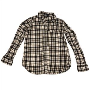 Long sleeve button-down